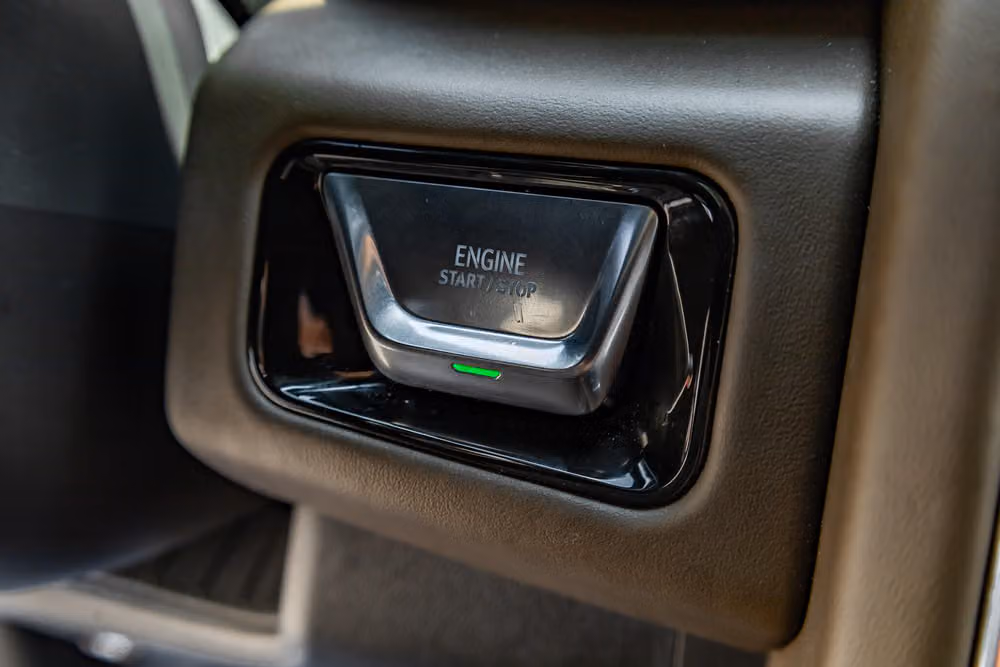 2025 GMC Yukon Denali Ultimate Image 23