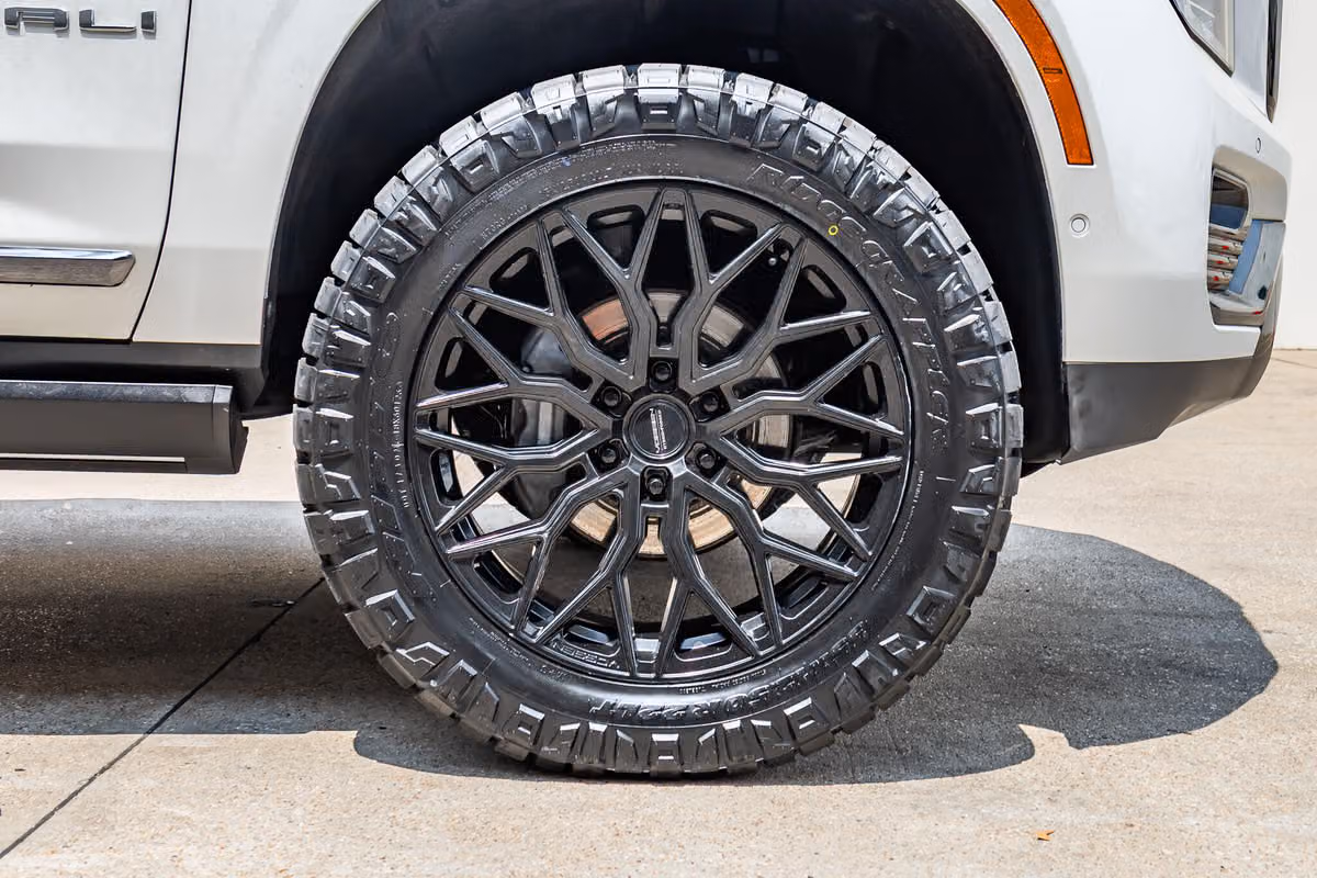 2025 GMC Yukon Denali Ultimate