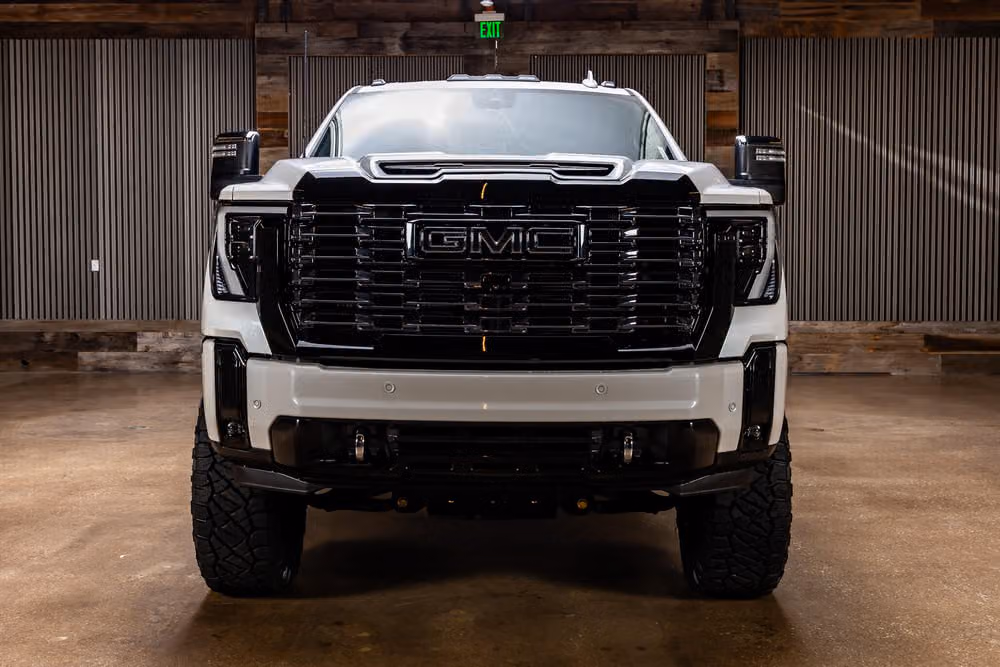 2025 GMC Sierra 2500HD Denali Ultimate Crew Cab Image 5
