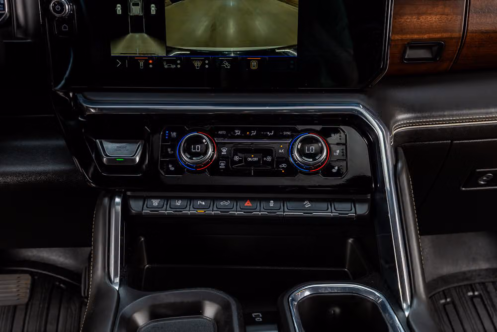 2025 GMC Sierra 2500HD Denali Ultimate Crew Cab Image 28