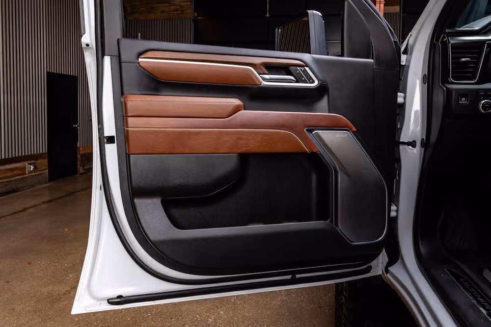 2025 GMC Sierra 2500HD Denali Ultimate Crew Cab Image 38