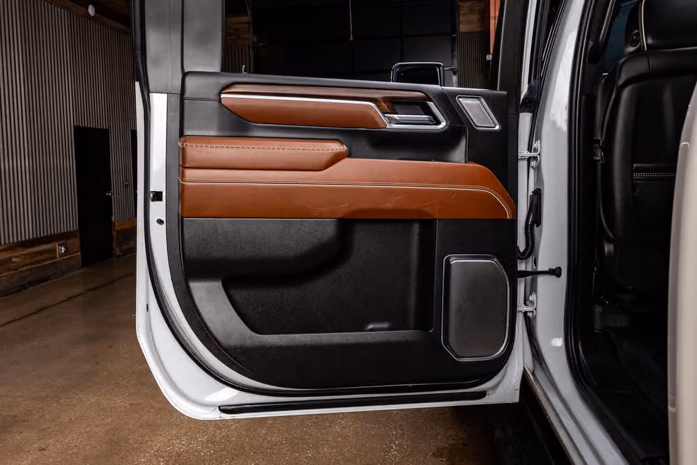 2025 GMC Sierra 2500HD Denali Ultimate Crew Cab Image 40
