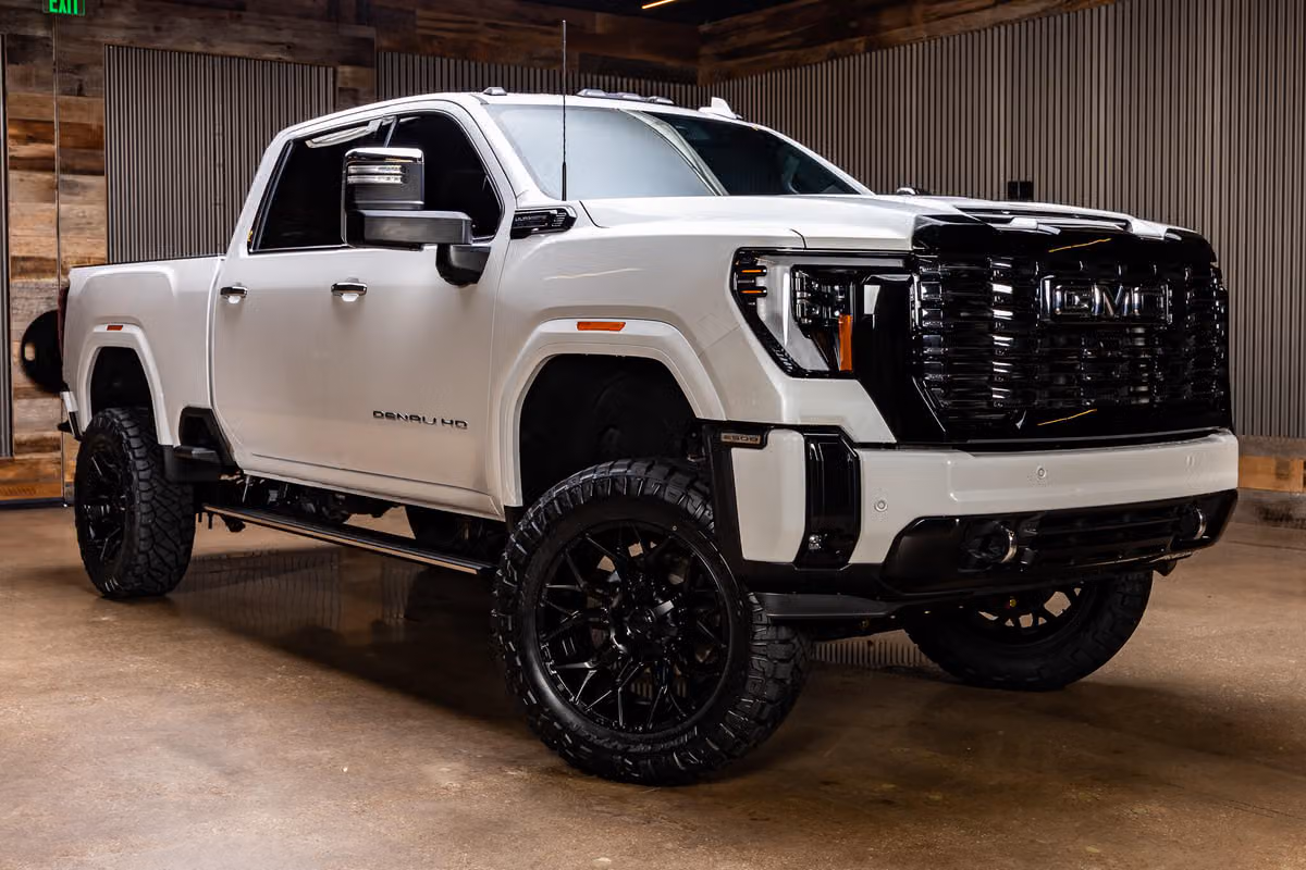 2025 GMC Sierra 2500HD Denali Ultimate Crew Cab