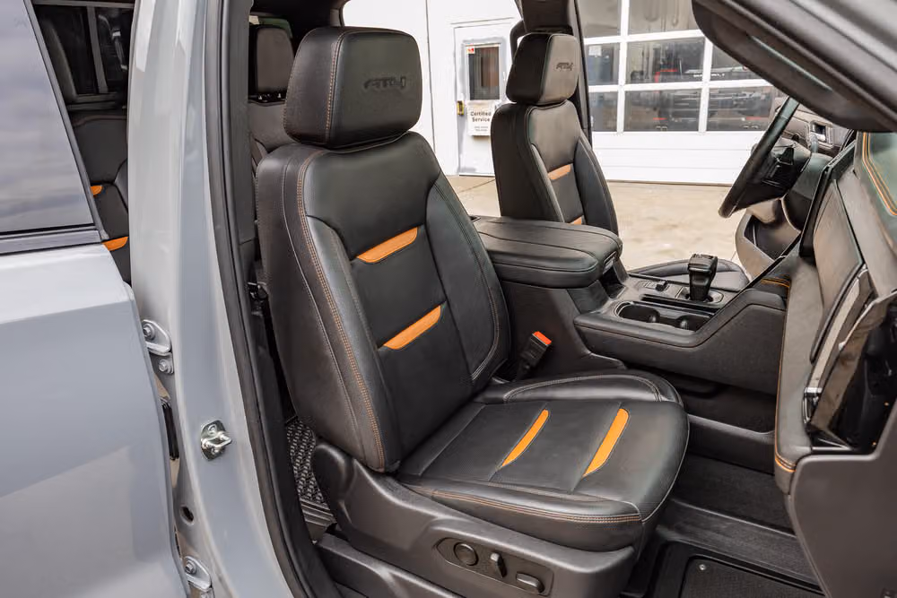 2025 GMC Sierra 1500 AT4 Crew Cab Image 32
