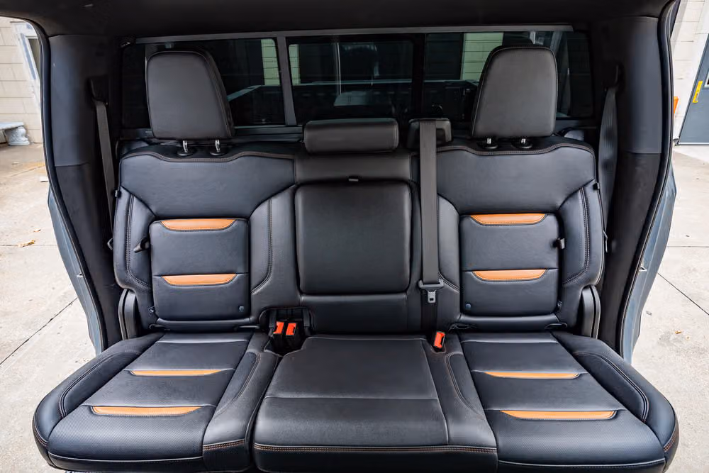 2025 GMC Sierra 1500 AT4 Crew Cab Image 36