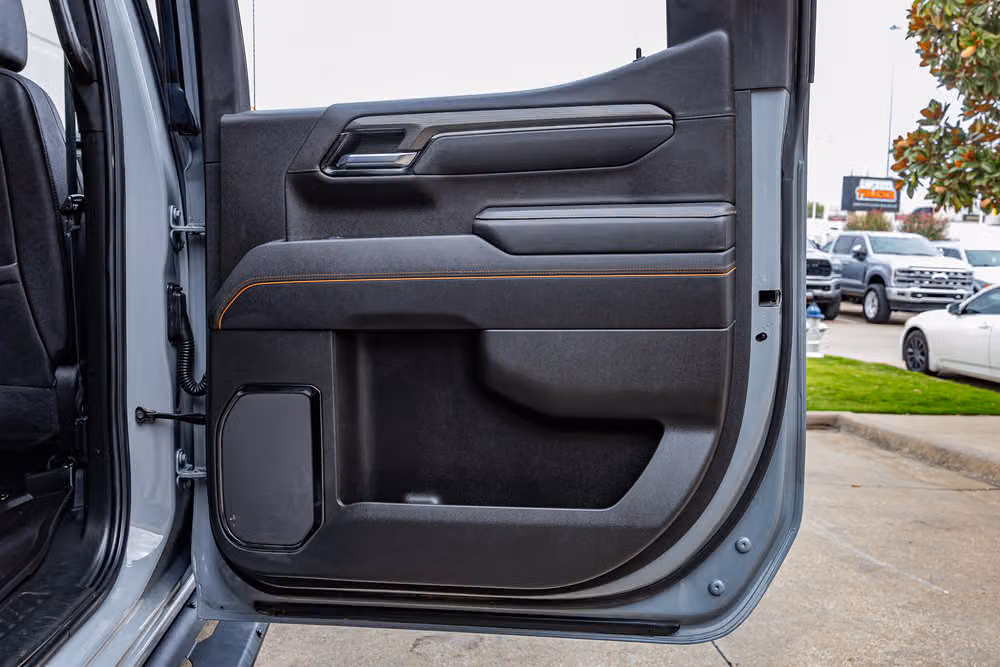2025 GMC Sierra 1500 AT4 Crew Cab Image 40