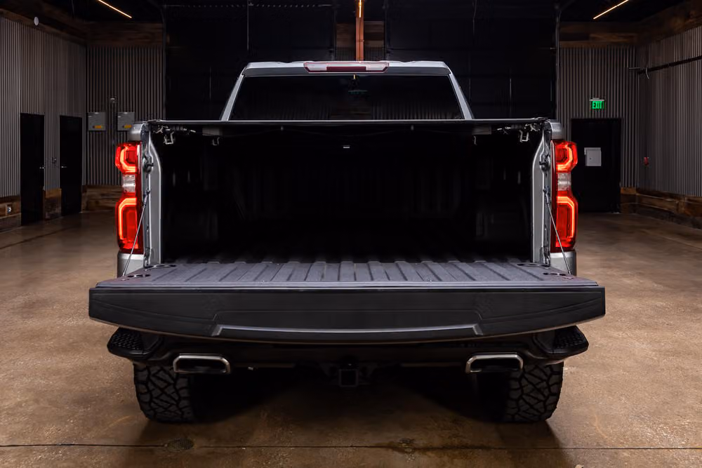 2023 Chevrolet Silverado 1500 LT Trail Boss Crew Cab Image 9