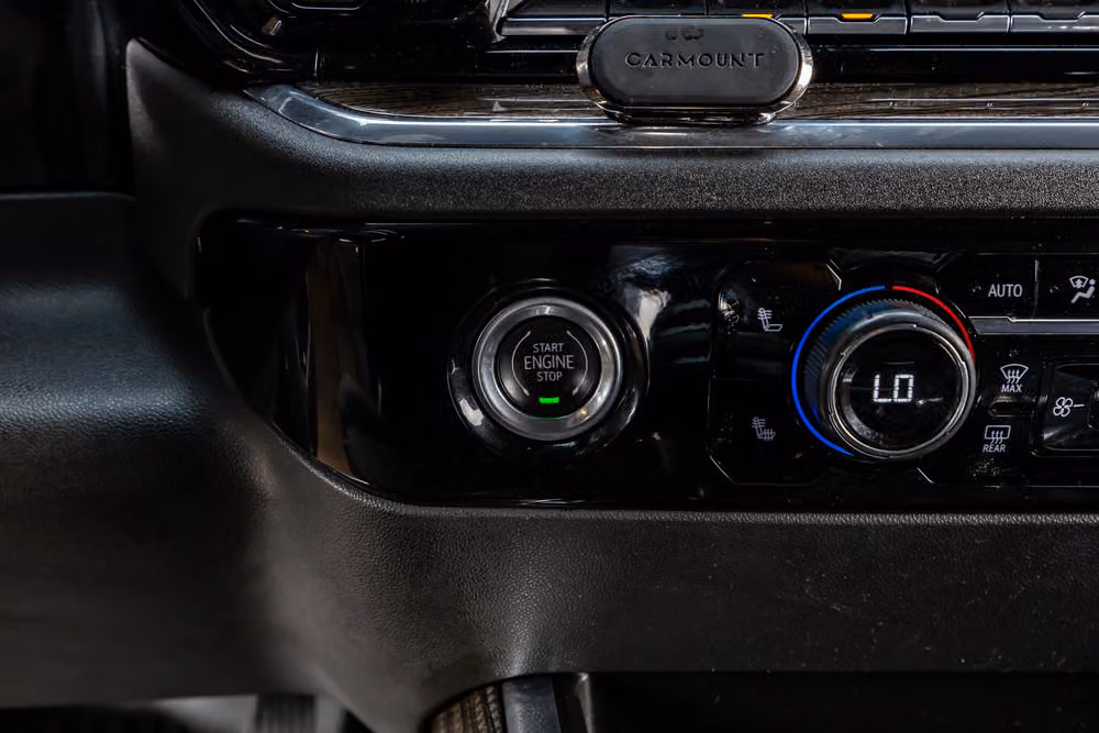 2023 Chevrolet Silverado 1500 LT Trail Boss Crew Cab Image 23