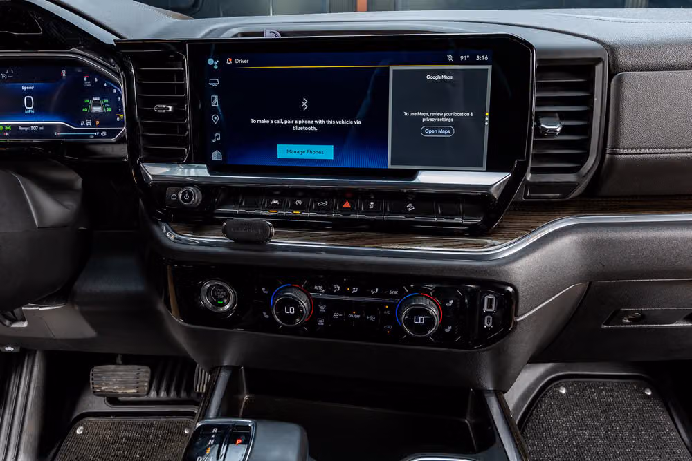 2023 Chevrolet Silverado 1500 LT Trail Boss Crew Cab Image 24