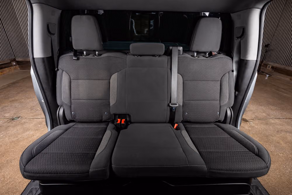 2023 Chevrolet Silverado 1500 LT Trail Boss Crew Cab Image 35