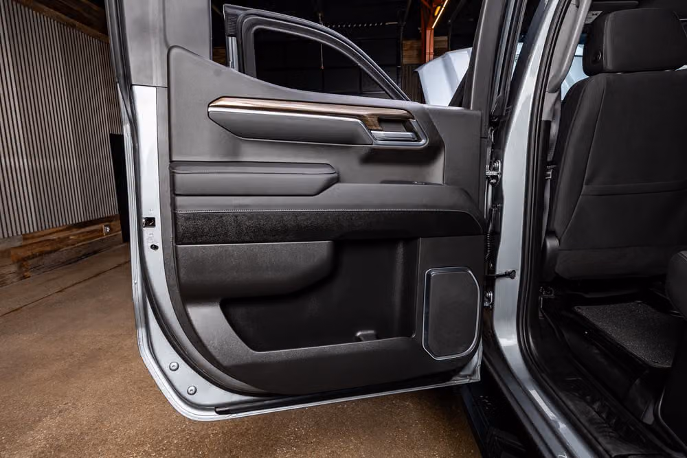 2023 Chevrolet Silverado 1500 LT Trail Boss Crew Cab Image 38