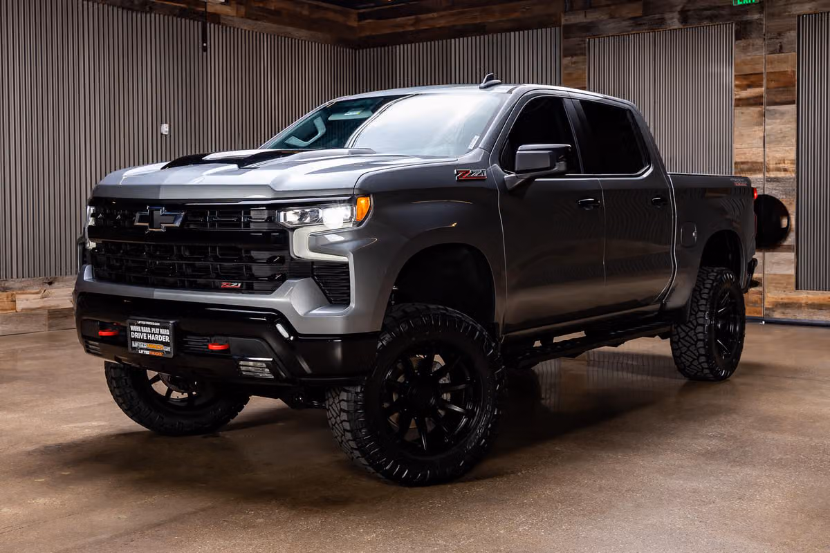 2023 Chevrolet Silverado 1500 LT Trail Boss Crew Cab