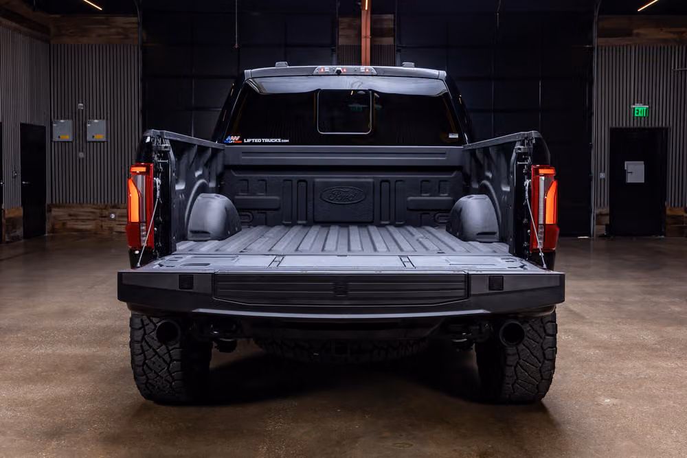 2025 Ford F-150 Raptor R SuperCrew Image 10