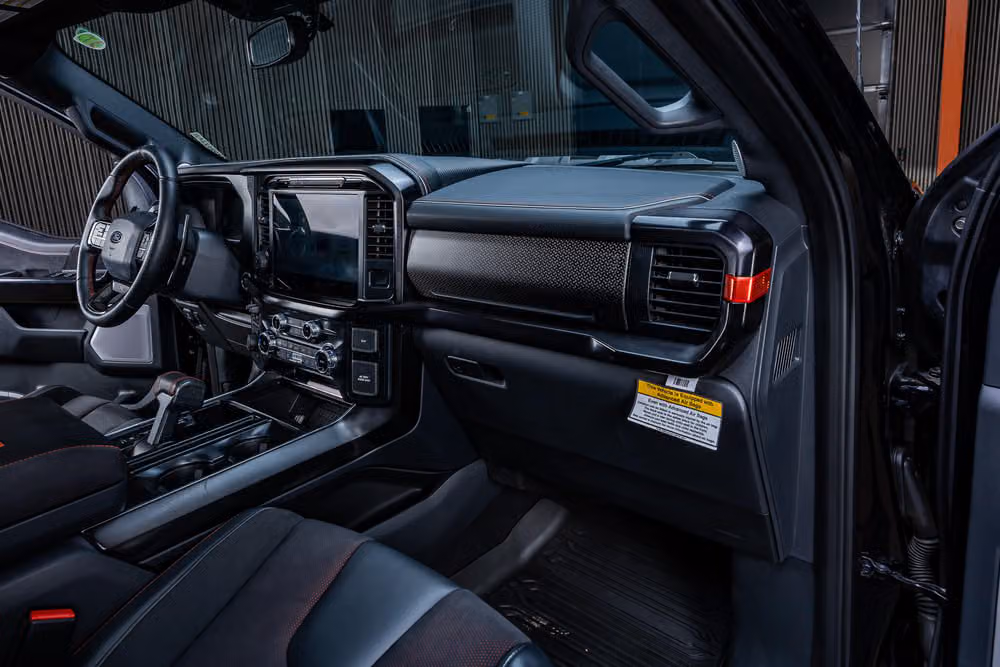 2025 Ford F-150 Raptor R SuperCrew Image 16