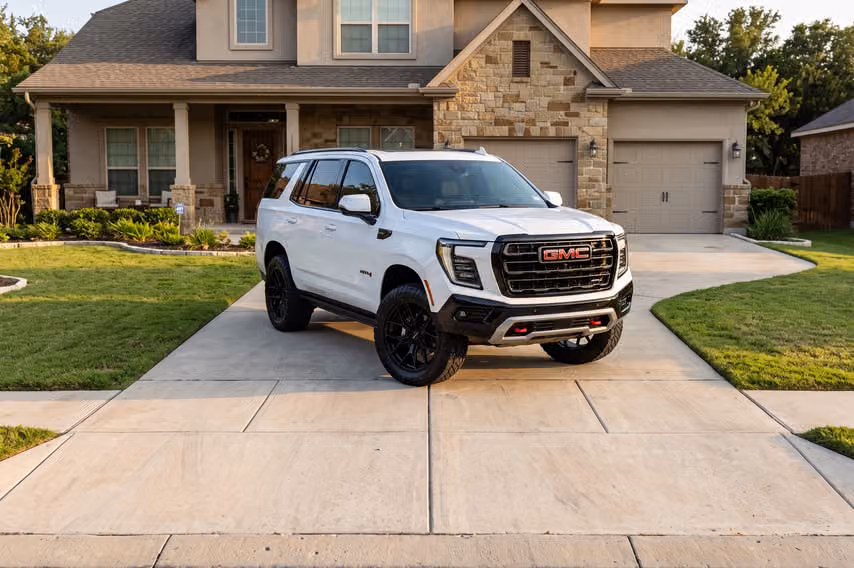 2025 GMC Yukon AT4 Ultimate Image 47