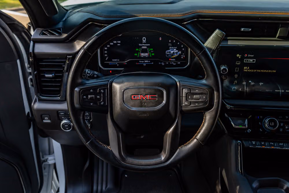2024 GMC Sierra 2500HD AT4 Crew Cab Image 19