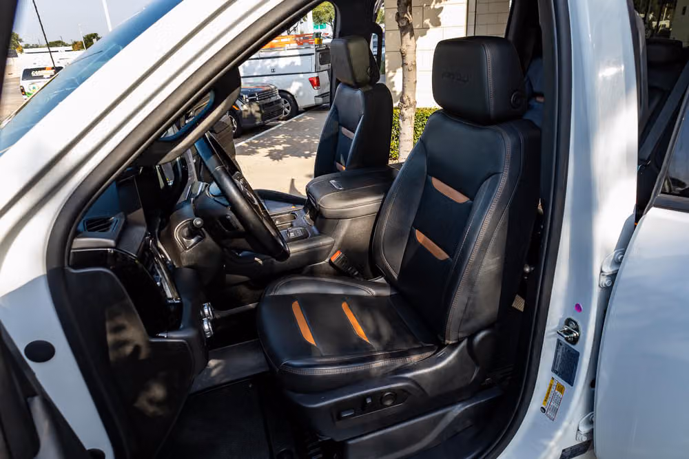 2024 GMC Sierra 2500HD AT4 Crew Cab Image 30