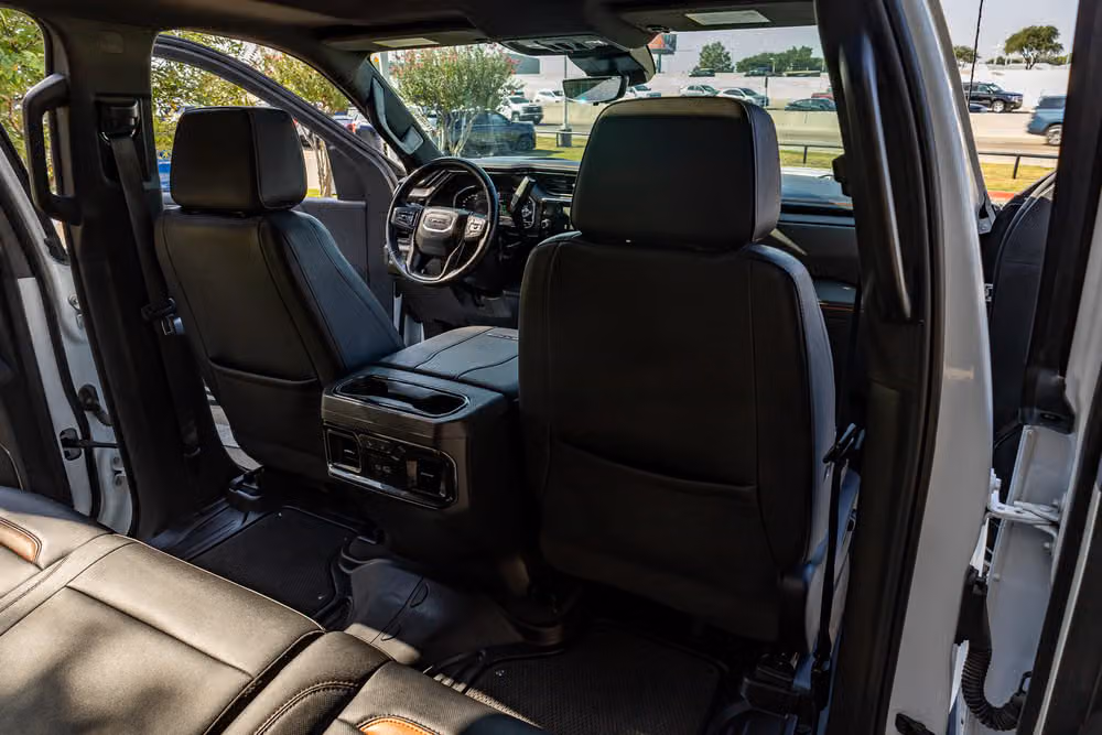 2024 GMC Sierra 2500HD AT4 Crew Cab Image 33