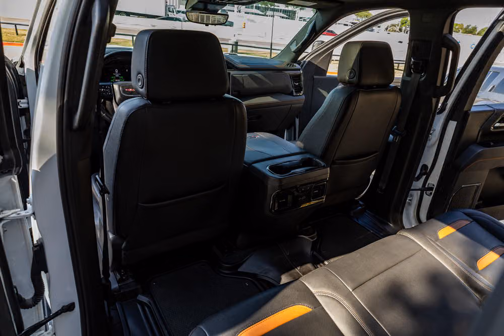 2024 GMC Sierra 2500HD AT4 Crew Cab Image 35