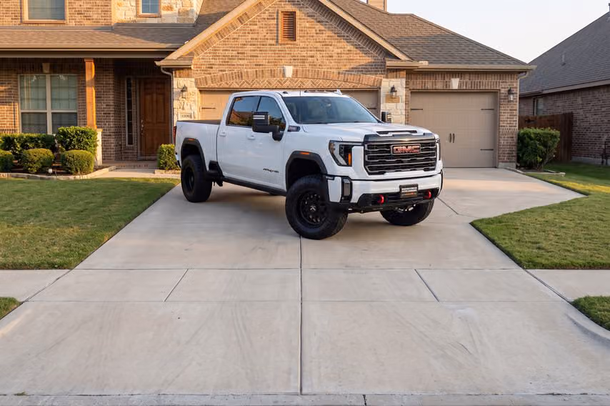 2024 GMC Sierra 2500HD AT4 Crew Cab Image 43