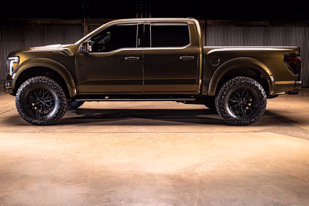 2026 Ford F-150 Raptor R SuperCrew Image 6
