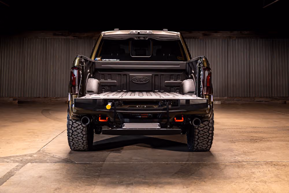 2026 Ford F-150 Raptor R SuperCrew Image 9