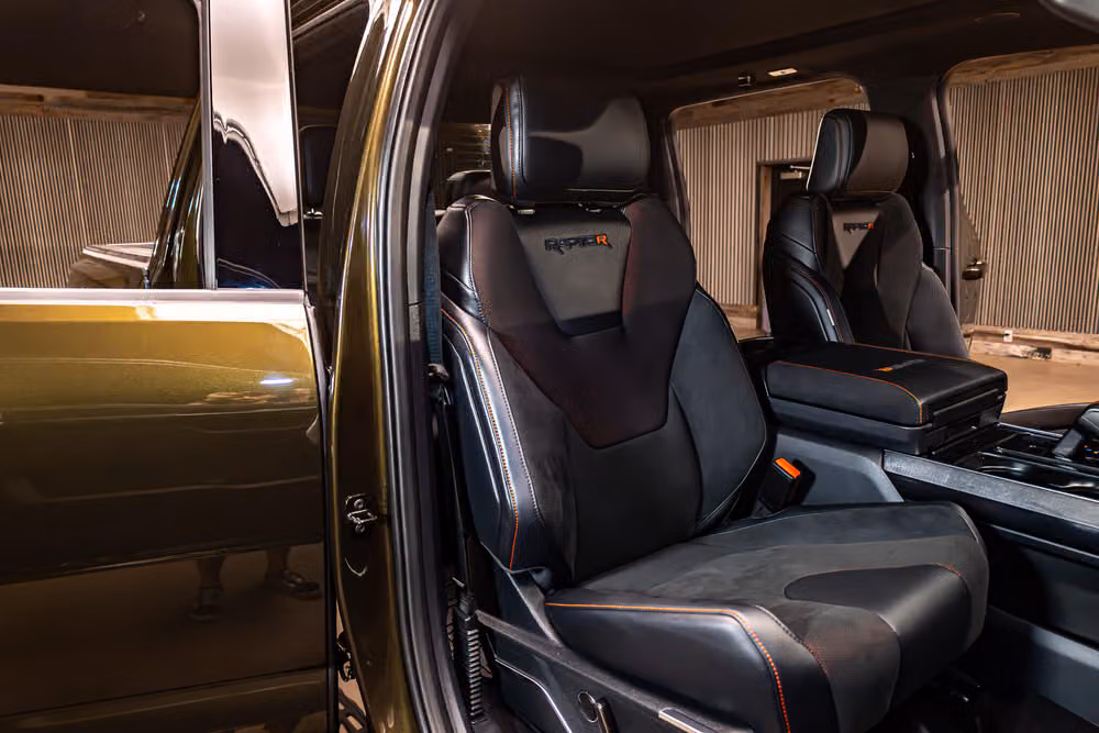 2026 Ford F-150 Raptor R SuperCrew Image 29
