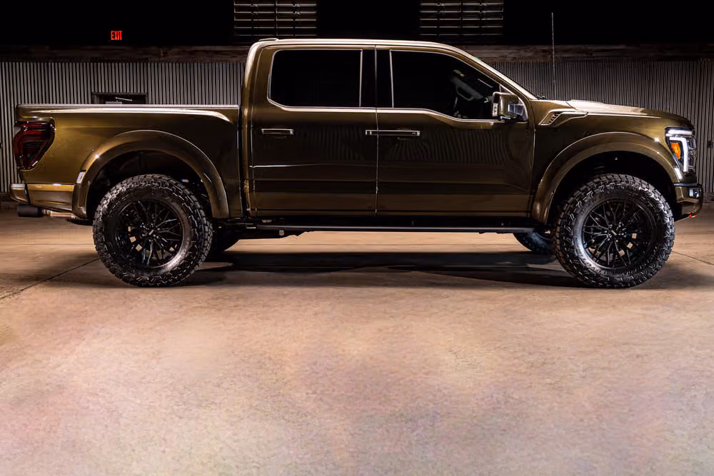 2026 Ford F-150 Raptor R SuperCrew Image 11