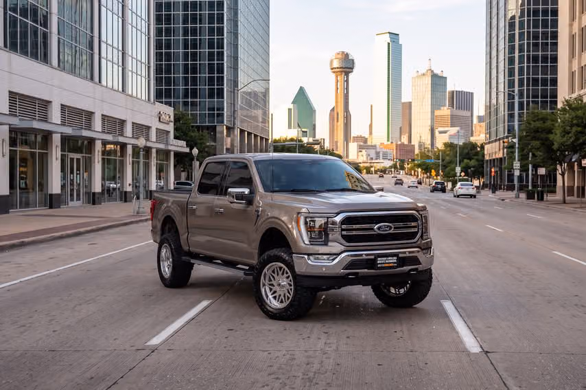 2026 Ford F-150 Lariat SuperCrew Image 45