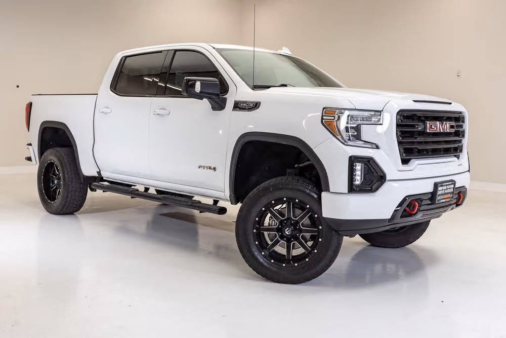 2019 GMC Sierra 1500 AT4 Crew Cab Image 1