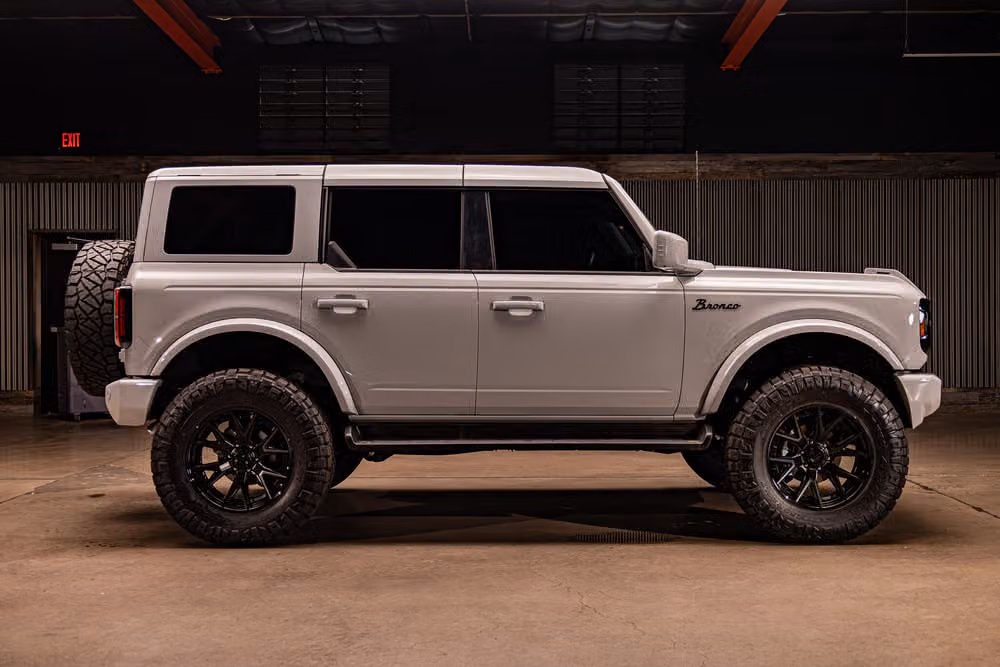 2026 Ford Bronco Outer Banks Image 10