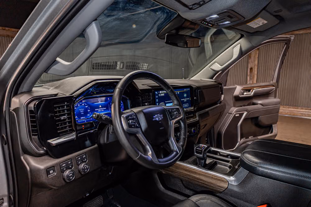 2025 Chevrolet Silverado 1500 RST Crew Cab Image 12