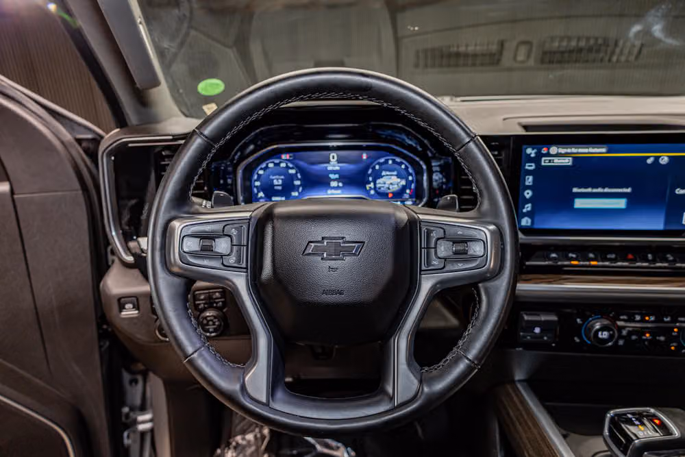 2025 Chevrolet Silverado 1500 RST Crew Cab Image 13
