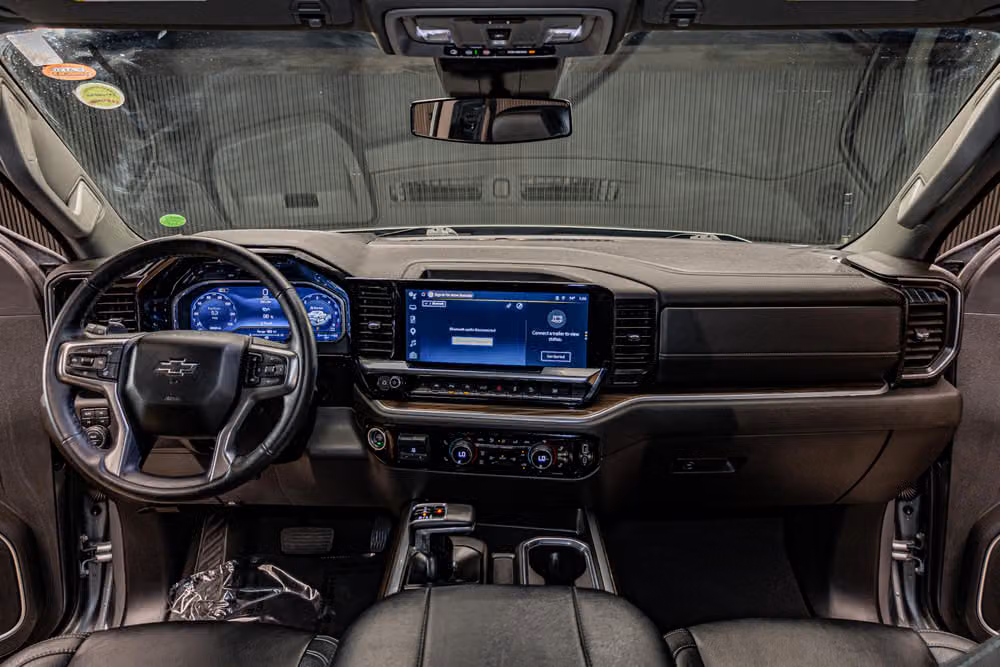 2025 Chevrolet Silverado 1500 RST Crew Cab Image 14