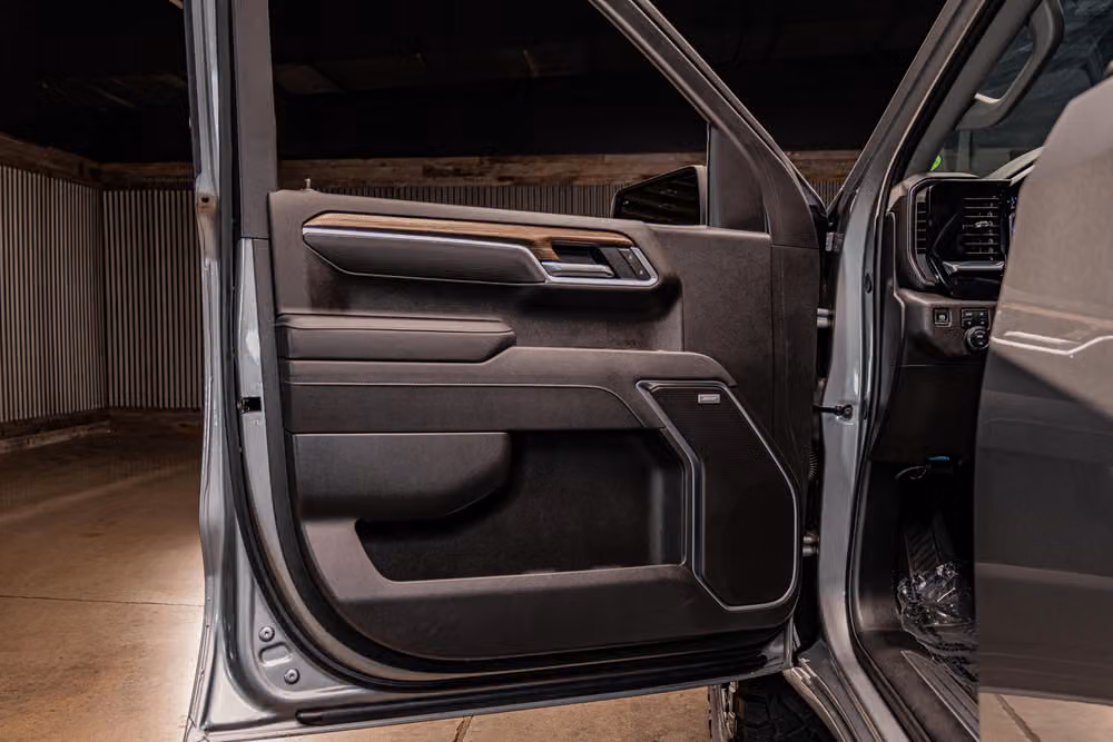 2025 Chevrolet Silverado 1500 RST Crew Cab Image 27