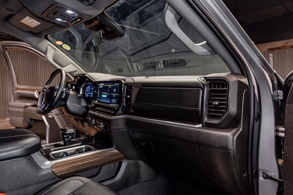 2025 Chevrolet Silverado 1500 RST Crew Cab Image 15