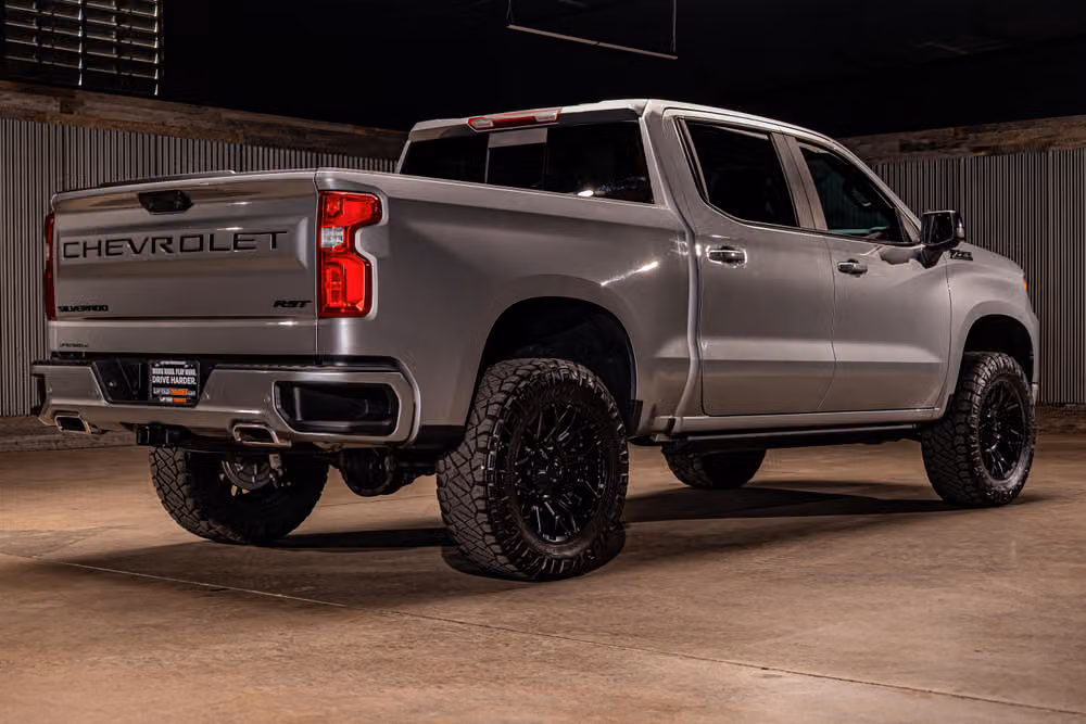 2025 Chevrolet Silverado 1500 RST Crew Cab Image 9