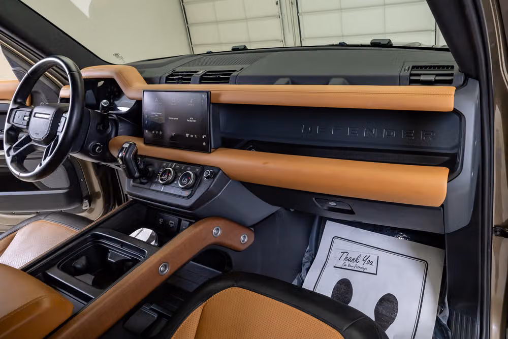 2024 Land Rover Defender 110 P400 X Image 13