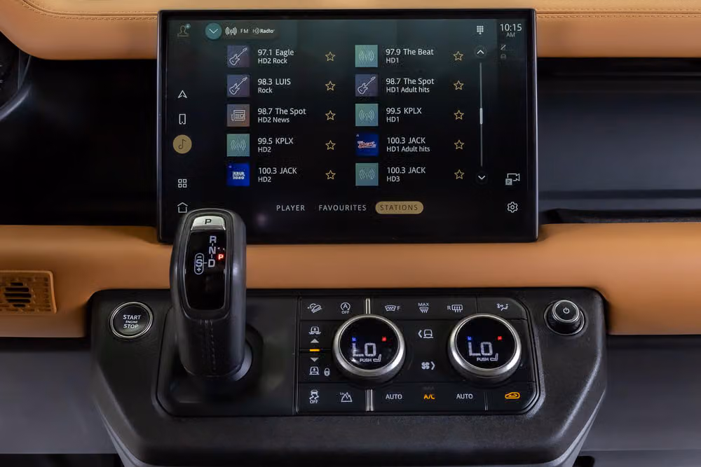2024 Land Rover Defender 110 P400 X Image 19