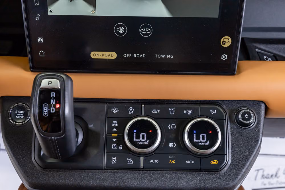 2024 Land Rover Defender 110 P400 X Image 22