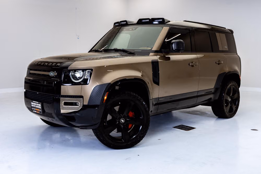 2024 Land Rover Defender 110 P400 X Image 4
