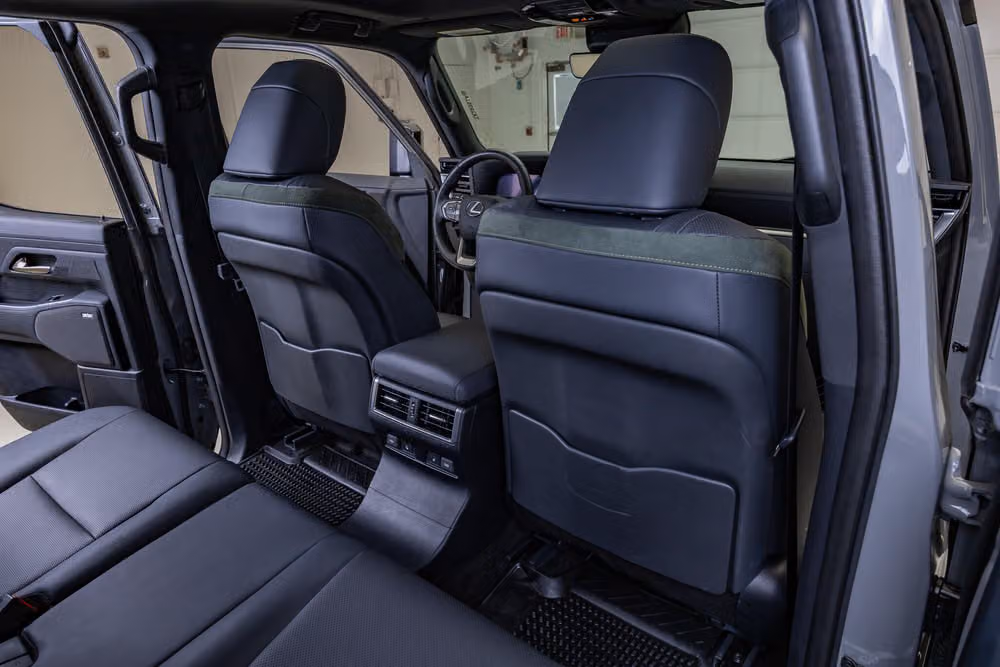2024 Lexus GX 550 Overtrail+ Image 32