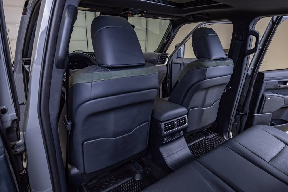 2024 Lexus GX 550 Overtrail+ Image 34