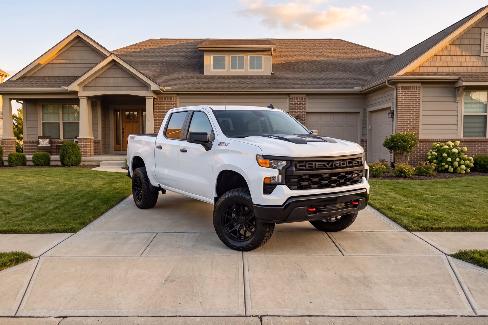 2025 Chevrolet Silverado 1500 Custom Trail Boss Crew Cab Image 40