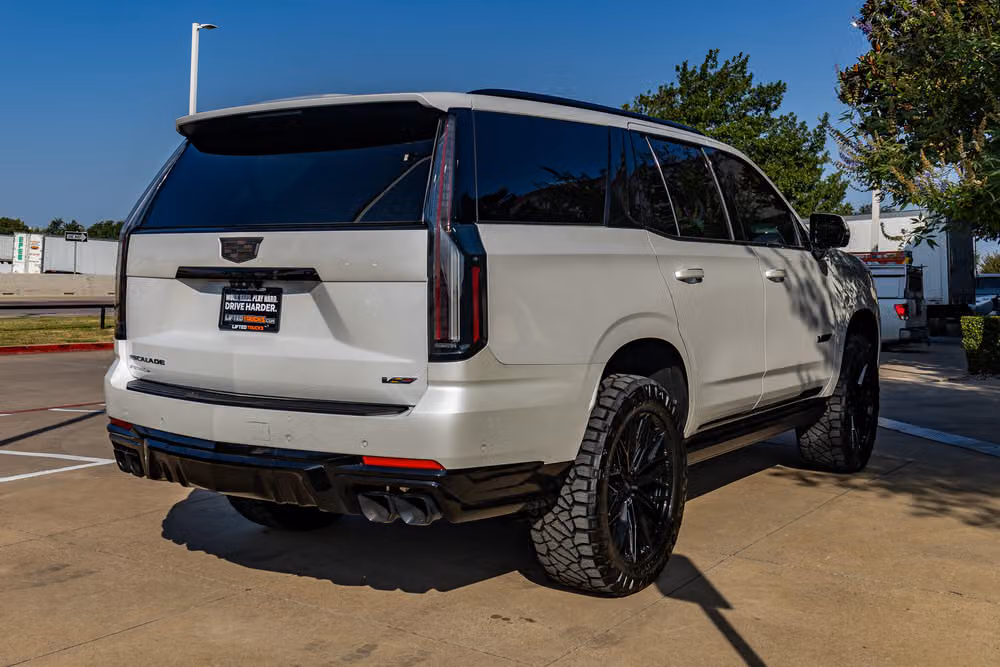 2025 Cadillac Escalade-V Image 10
