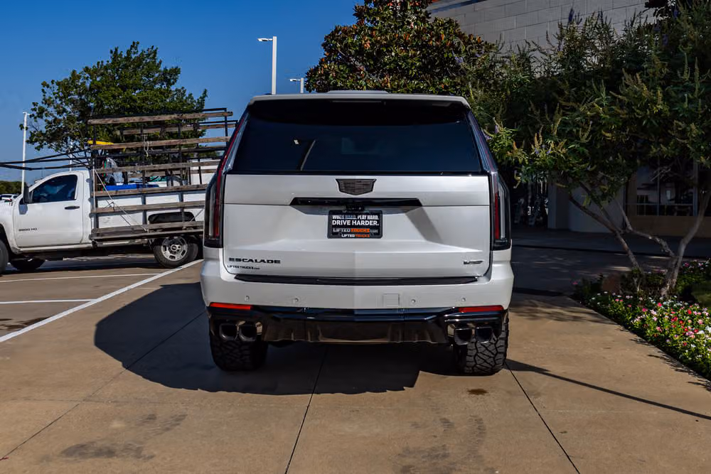 2025 Cadillac Escalade-V Image 8