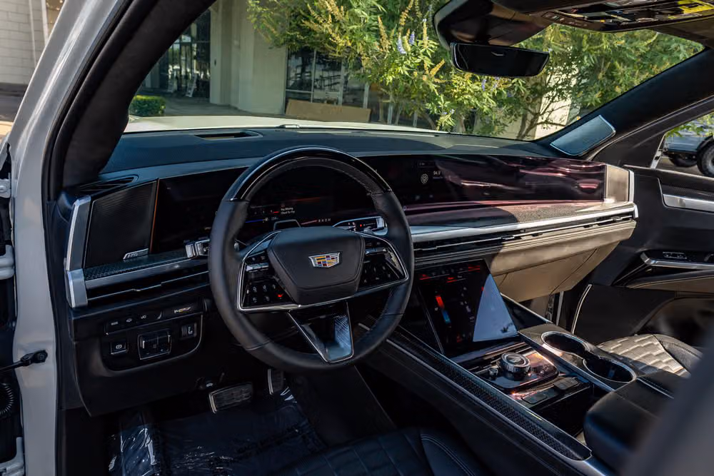 2025 Cadillac Escalade-V Image 17