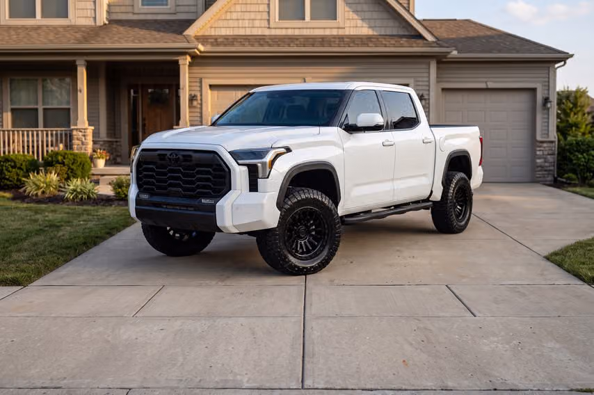 2024 Toyota Tundra SR5 CrewMax Image 43