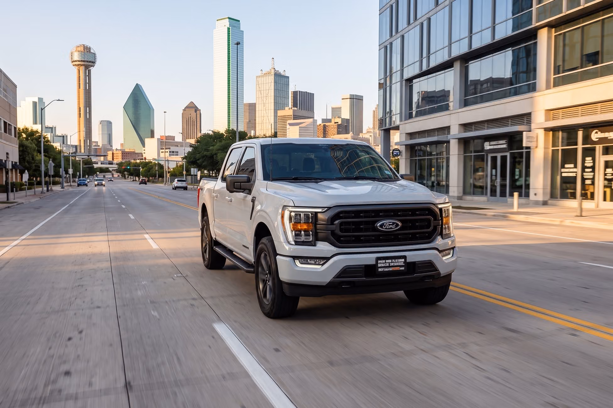 2023 Ford F-150 XLT SuperCrew Image 41
