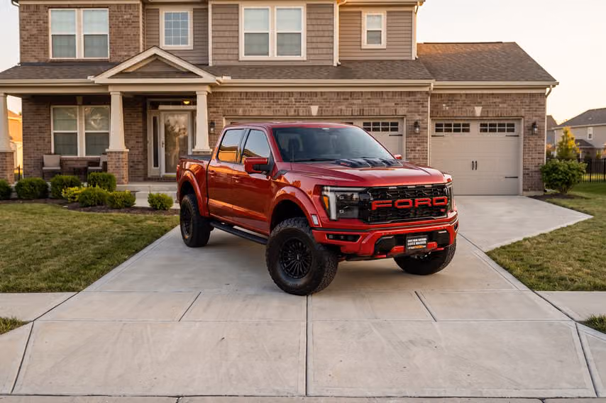 2025 Ford F-150 Raptor R SuperCrew Image 43